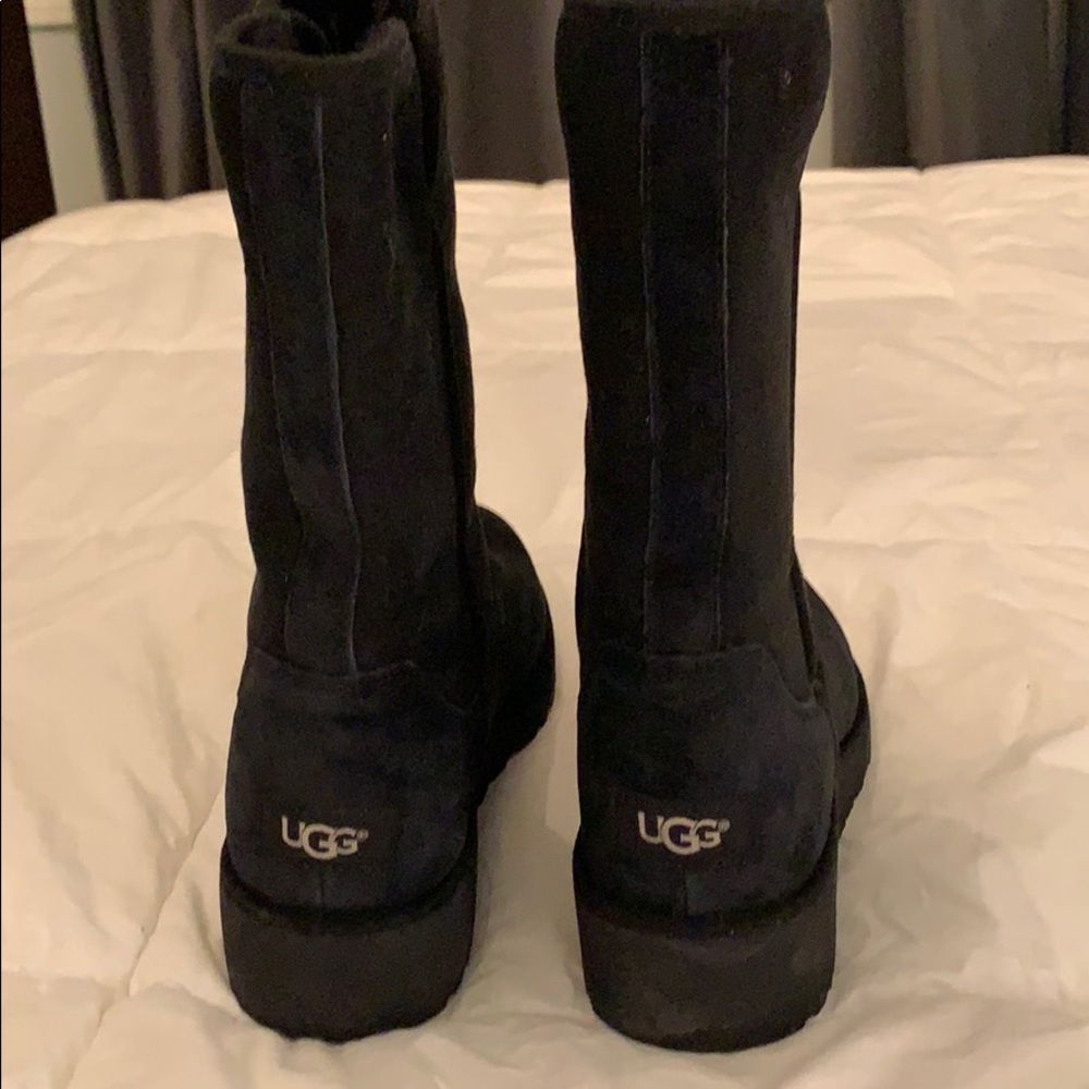 Ugg Amie Boots Black Size 7 NWT (no box).